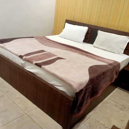 Sapphire Palace 3 Hotel Jaipur Extérieur photo