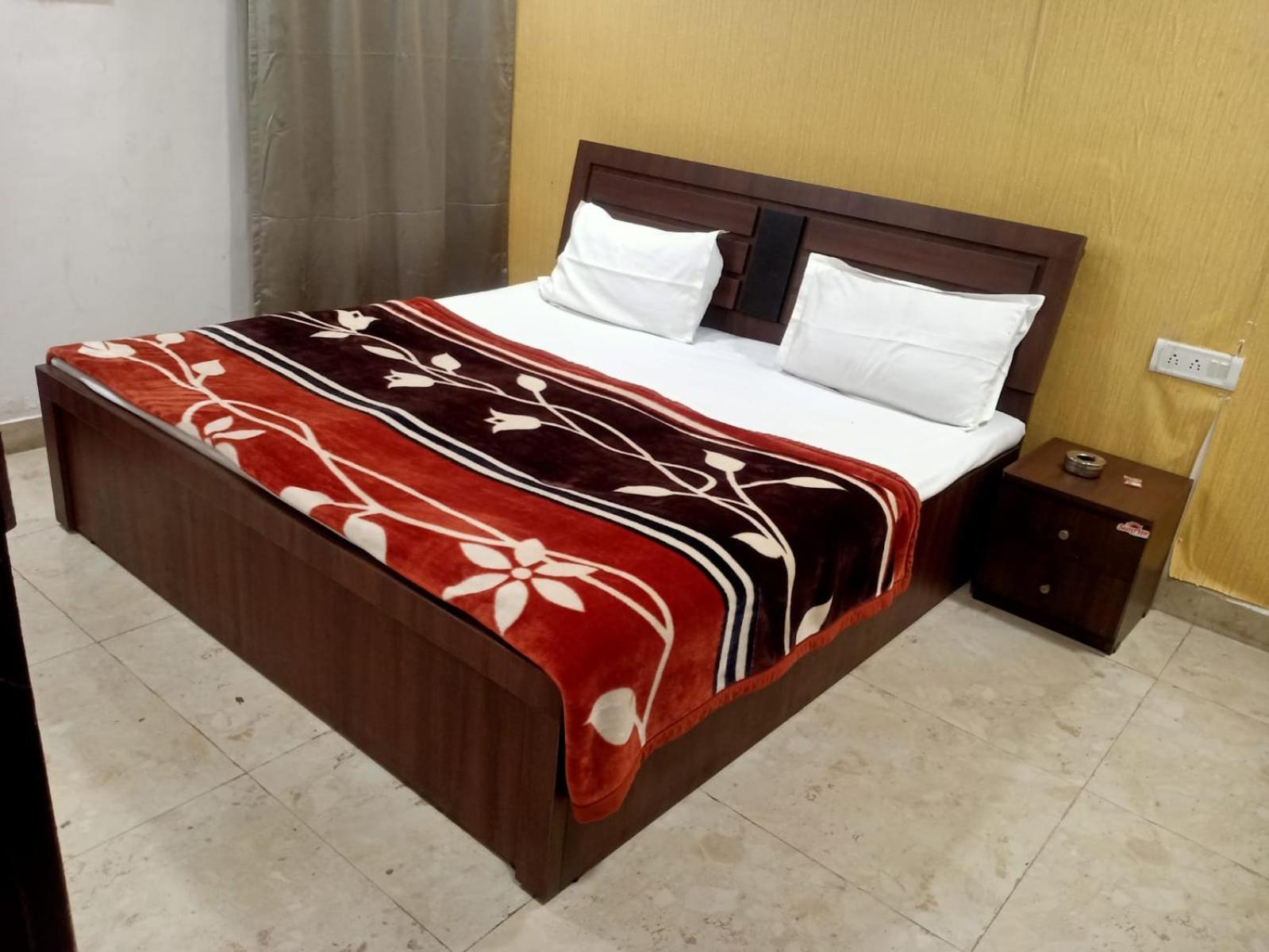 Sapphire Palace 3 Hotel Jaipur Extérieur photo