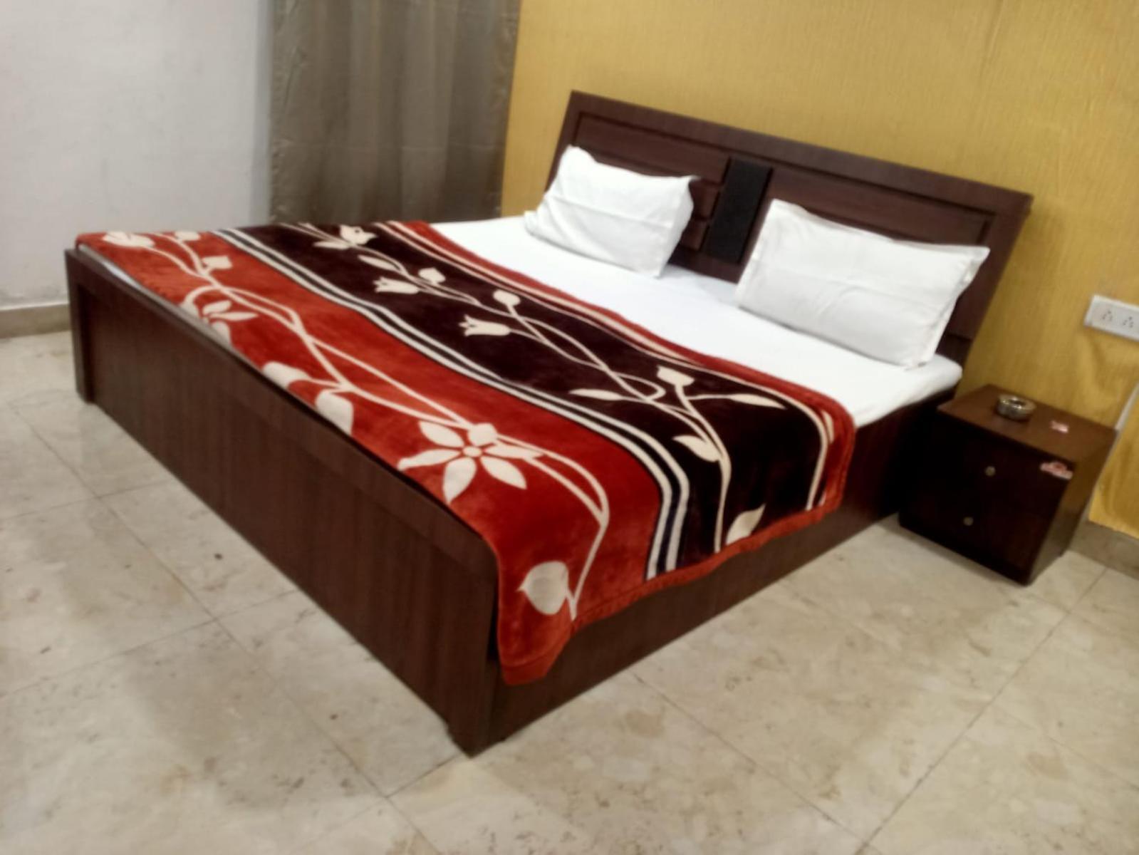 Sapphire Palace 3 Hotel Jaipur Extérieur photo
